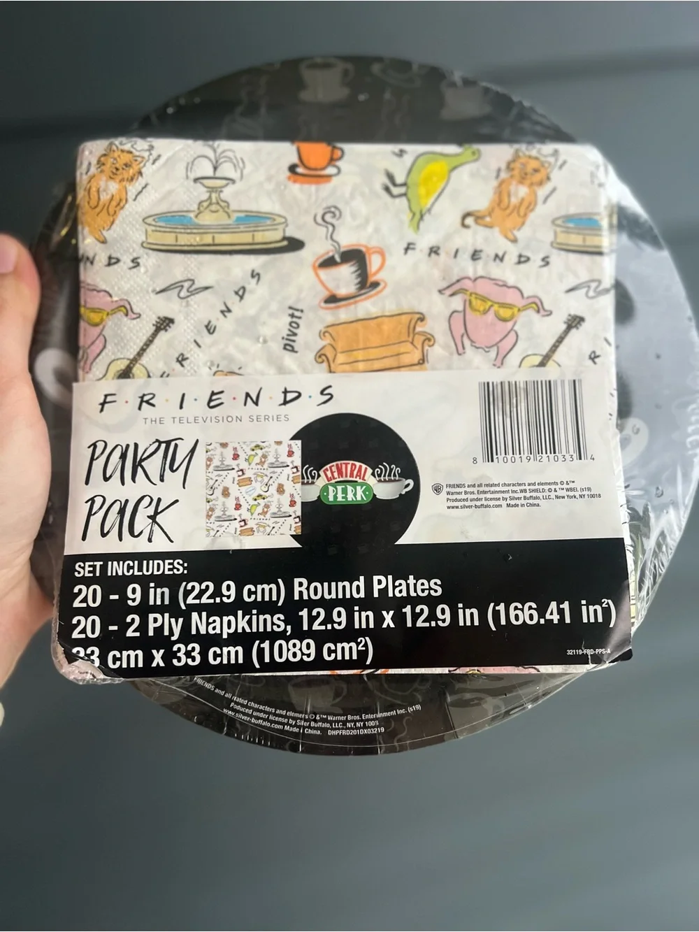 FRIENDS Themed Party Pack Plates & Napkins